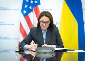 Україна і США підписали угоду про надра