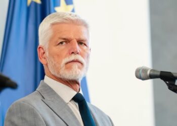 Президент Чехії назвав нереалістичним запрошення України в НАТО в короткі терміни