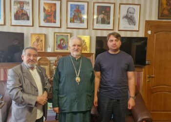 Єпископ Мукачівський і Карпатський Віктор Бедь зустрівся з професором Миколою Зимомрею та видавцем Богданом Головком