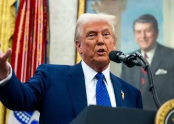 Axios: Трамп заявив Зеленському, що хоче допомогти Україні з ППО