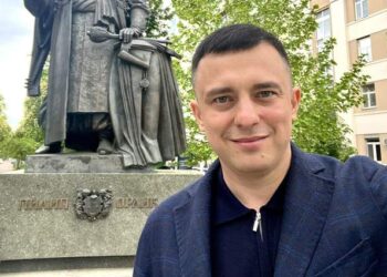 Депутат із Закарпаття пояснив задекларовані 17 млн грн виступами на весіллях
