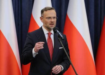 У Навроцького анонсували законопроєкт проти “бандеризму”