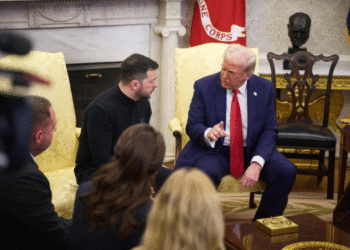 Трамп каже, що Зеленський повинен “піти на угоду”, а Європа – припинити купувати в РФ нафту