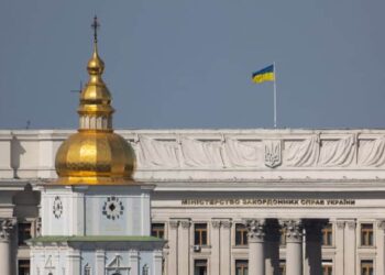 Україна оголосила про відповідь Угорщині на санкції проти українських військових