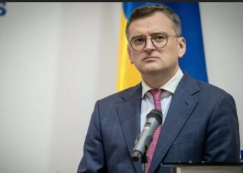 ЗМІ дізнались про “втечу” Кулеби до Польщі через заборону полишати Україну ексдипломатам