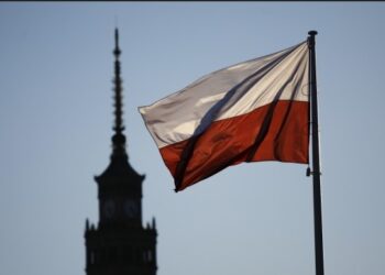 60% поляків підтримують вето президента на закон про допомогу українцям