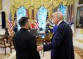 Трамп із криками та лайкою вимагав від Зеленського здати Путіну Донбас — FT
