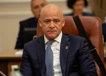 Позбавлення громадянства Труханова: в СБУ показали російський паспорт мера Одеси