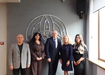 Делегація КаУ імені Августина Волошина та УУБА привітала колектив УжНУ з 80-річчям заснування університету