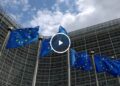 Попри опір Угорщини й Словаччини. Посли ЄС погодили план відмови від російської нафти та газу до 2028 року — Reuters