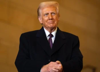 Трамп про “злиту” розмову Віткоффа з росіянами: Він має “продати Україну Росії”, це робота ділка