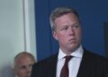 Міністр армії США попередив Україну про неминучу поразку – NBC News