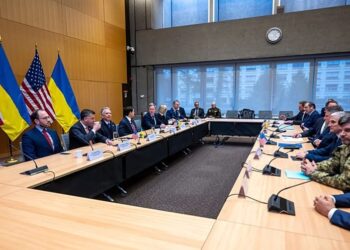 Деякі європейські лідери схиляються до думки, що Україна має поступитися територіями заради миру – El Pais
