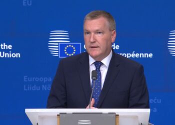 Можливі переговори з РФ не змінять позицію ЄС у питаннях справедливості для України, — єврокомісар
