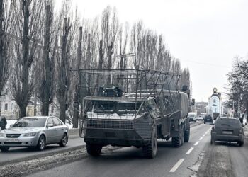 Українці визначалися щодо “передачі” Донбасу Росії