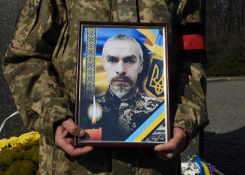 В Ужгороді поховали 51-річного полеглого героя — українського воїна-захисника, солдата Михайла Шванду