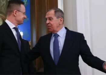 Сійярто просив Лаврова посприяти партії Фіцо перемогти на виборах у Словаччині – ЗМІ