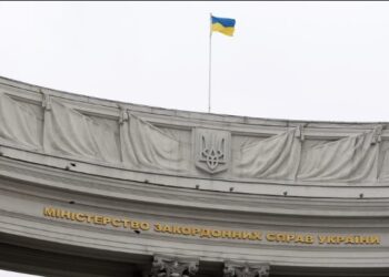 Угорці, які приїхали в Україну для перевірки “Дружби”, не мають офіційного статусу – МЗС