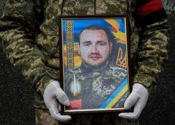 В Ужгороді попрощалися із полеглим 33-річним захисником України Михайлом Шипом