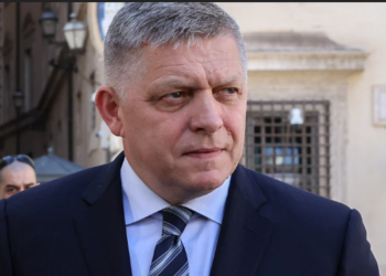 Європарламент підтримав фінансові обмеження для Словаччини через дії уряду Фіцо