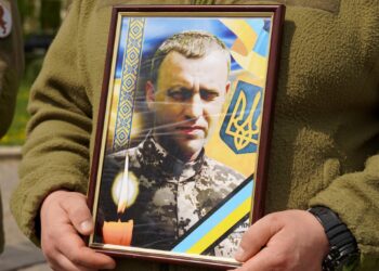 В Ужгороді попрощалися із полеглим захисником України Володимиром Мудріком