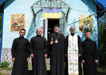 Керуючий Мукачівсько-Карпатською єпархією Віктор Бедь провів візитацію до храму Різдва Пресвятої Богородиці в селі Ганичі Тячівського району