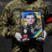 В Ужгороді попрощалися із 42-річним захисником України Олексієм Рожковим