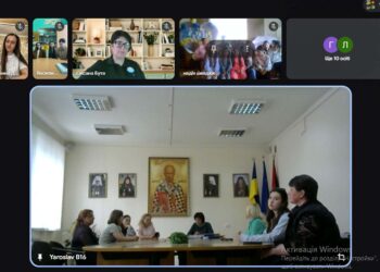 У Карпатському університеті імені Августина Волошина оголошено результати ІІ Закарпатського обласного фестивалю-конкурсу «Духовні криниці Срібної Землі»