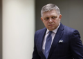 Сікорський: Ми можемо пробачити Фіцо візит до Москви, якщо він допоможе Україні
