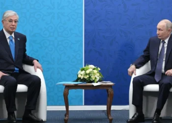 Токаєв сказав Путіну, що вже варто “заморозити” російську війну проти України