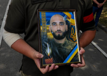 В Ужгороді попрощалися із 31-річним захисником України Юрієм Легезою