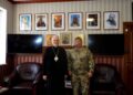 Єпископ Мукачівський і Карпатський Віктор Бедь провів зустріч із військовослужбовцем ГУР — випускником Карпатського університету імені Августина Волошина