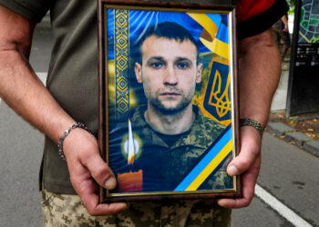 В Ужгороді попрощалися із полеглим 36-річним Захисником України Миколаєм Філюком