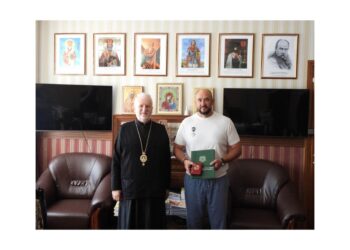 Єпископ Віктор Бедь провів зустріч із начальником Закарпатського управління Департаменту внутрішньої безпеки НП України Дмитром Майбородою та удостоїв його ордена «Августина Волошина» з нагоди професійного свята