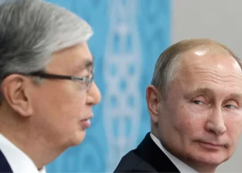 Токаєв після переговорів в Німеччині знову закликав Путіна “заморозити” війну в Україні