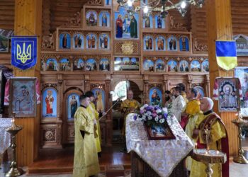 У неділю перед Воздвиженням єпископ Віктор Бедь очолив Божественну літургію в кафедральному храмі в Ужгороді та подарував ікону святої великомучениці Ірини (І ст.)